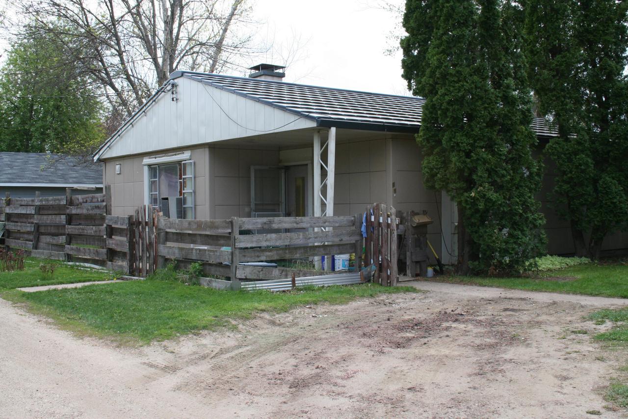 813 Vincent Place