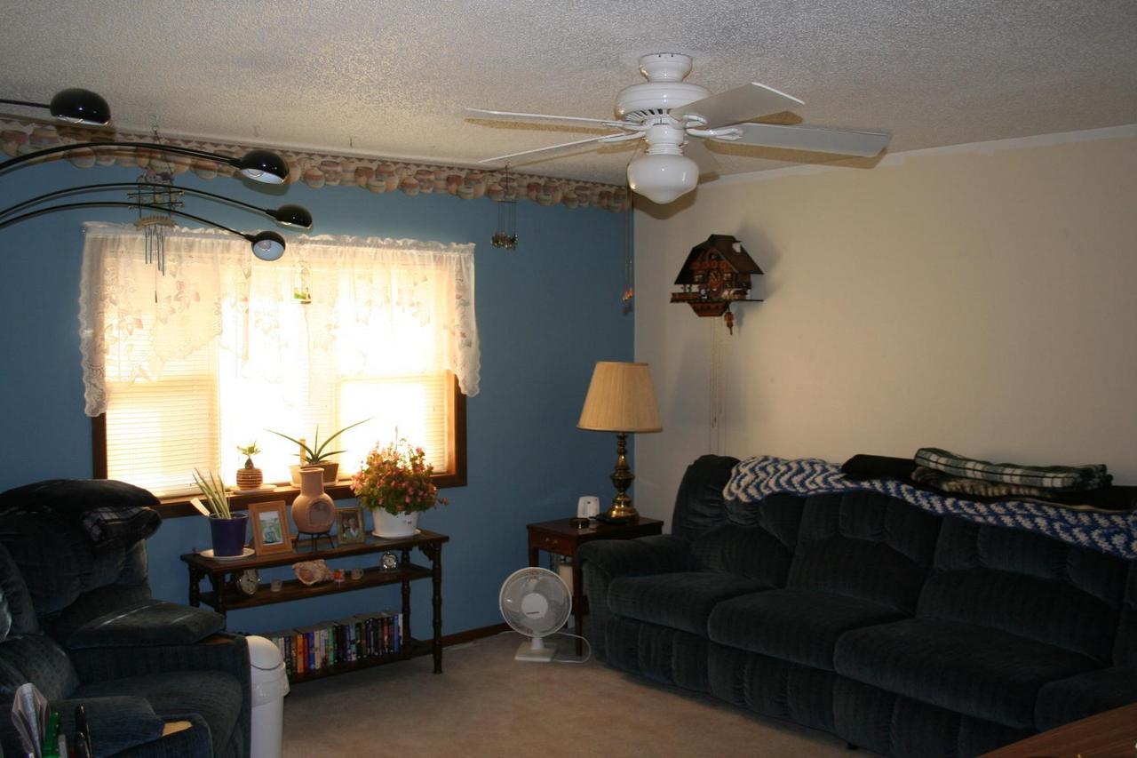 1306 Birch