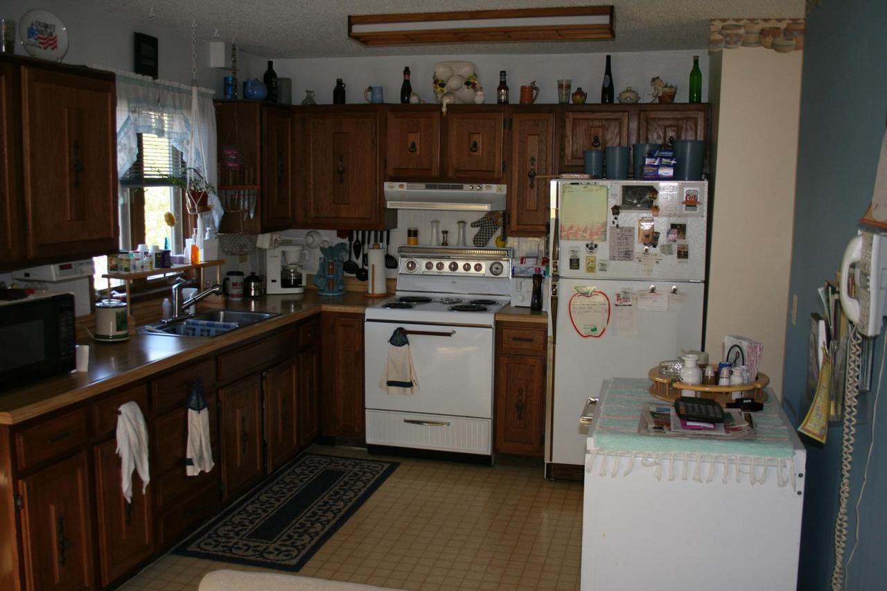 1306 Birch