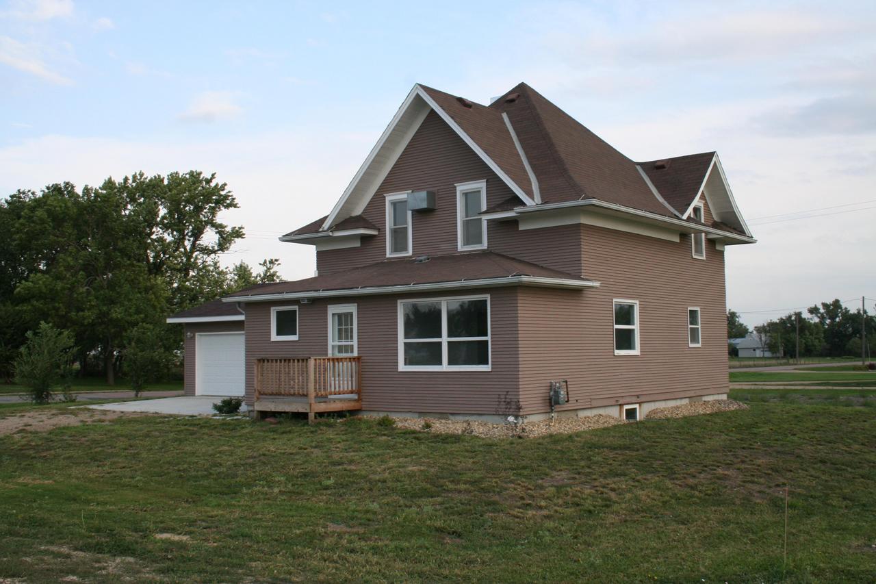 210 Poplar