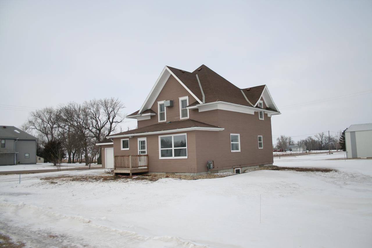 210 Poplar