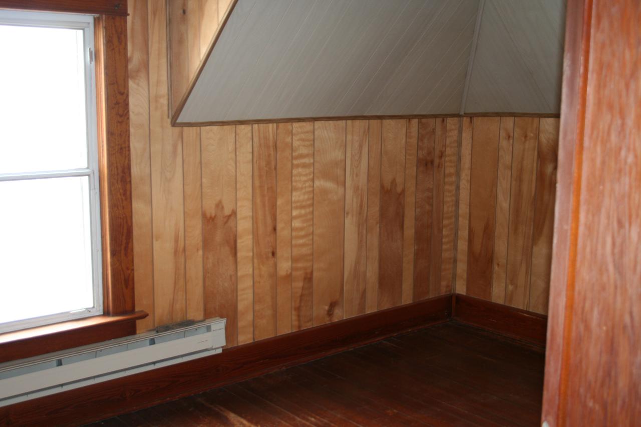 210 Poplar