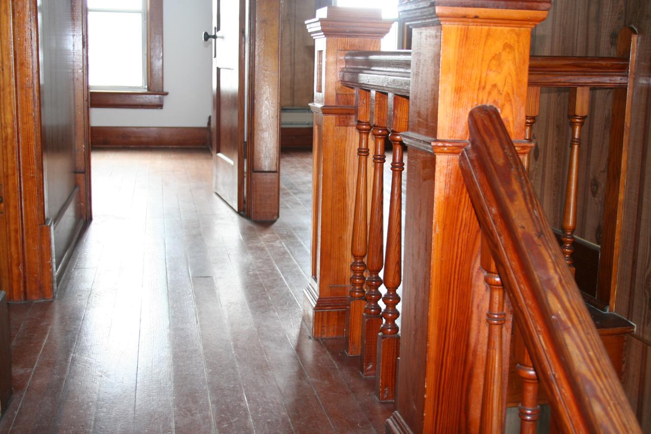 210 Poplar