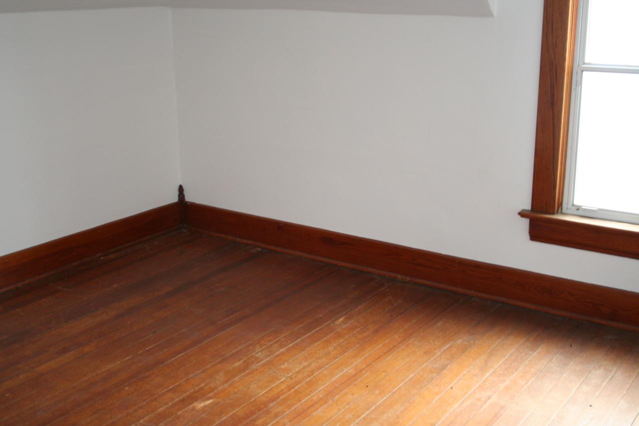 210 Poplar
