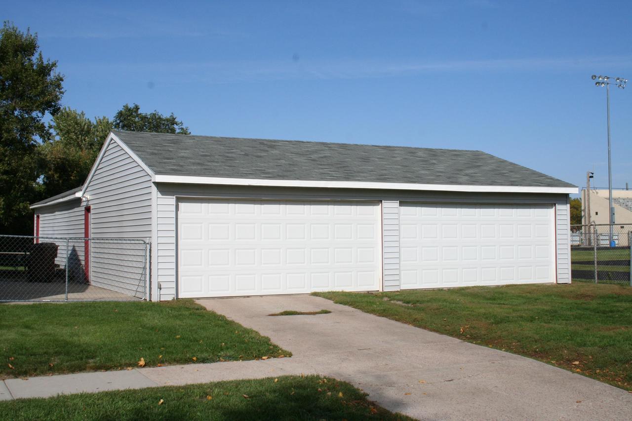418 10th