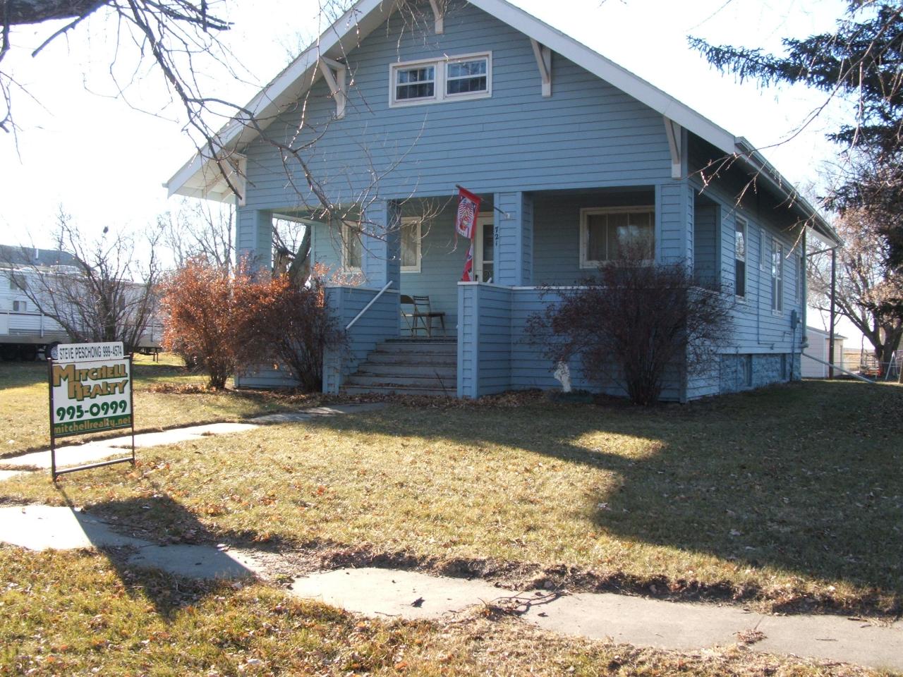 721 N Fuller