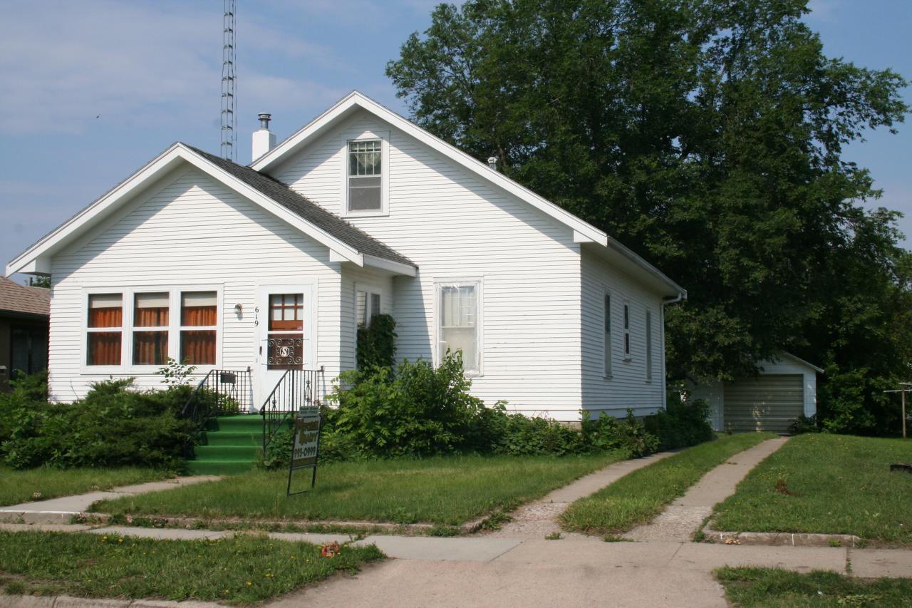 619 Edmunds
