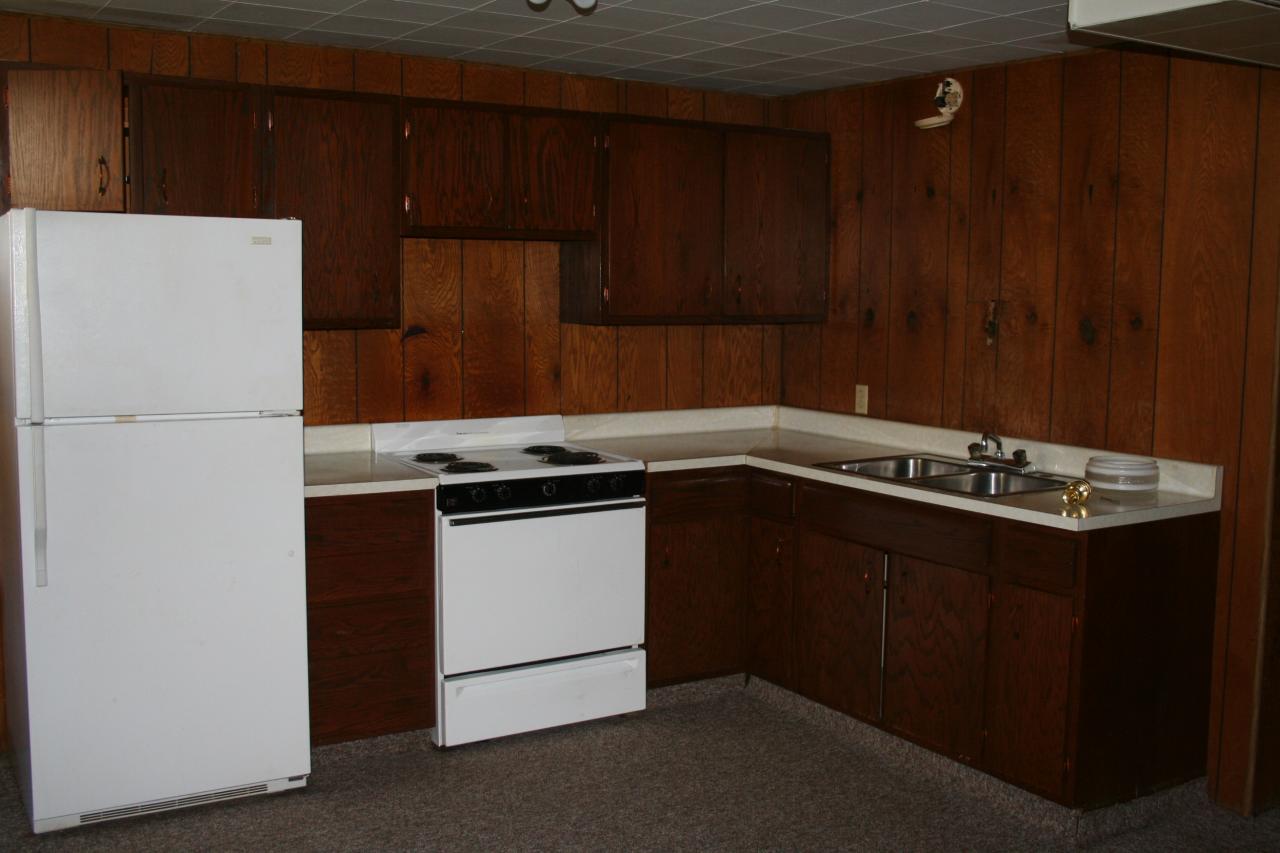 1206 Hanson