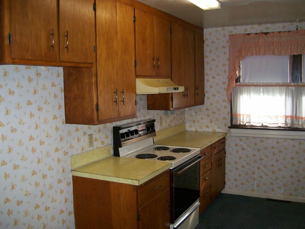220 E 9th