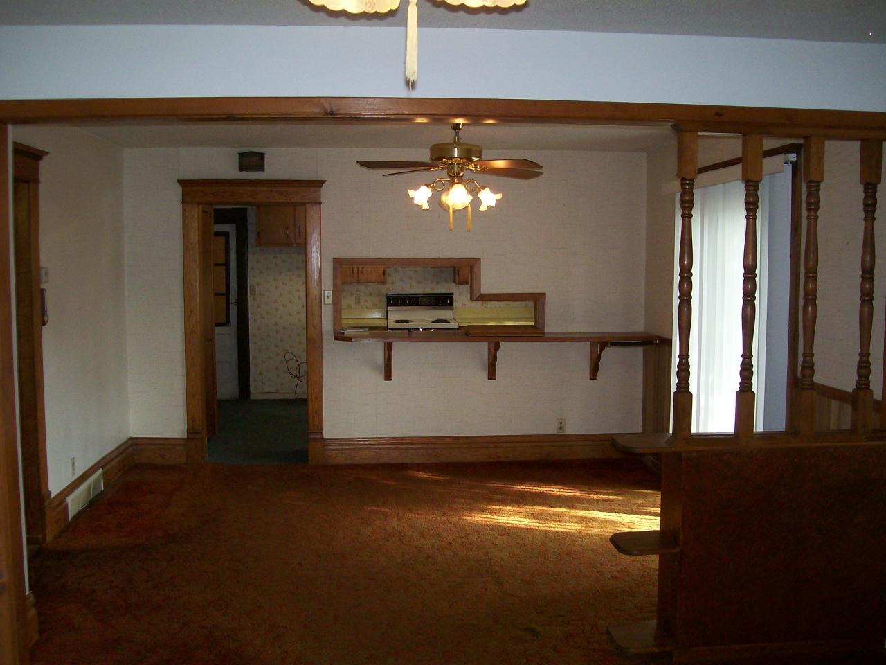 220 E 9th