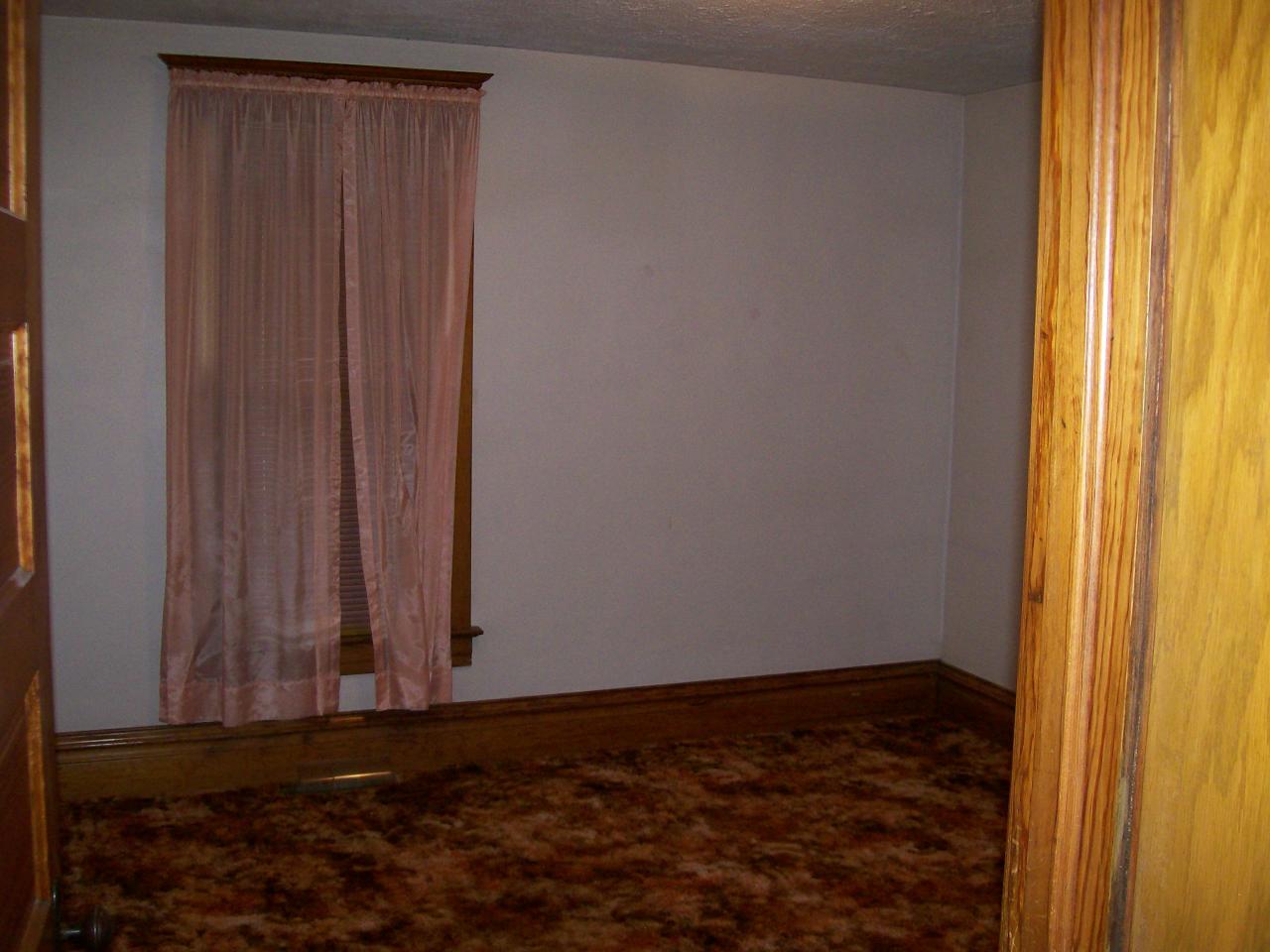 220 E 9th
