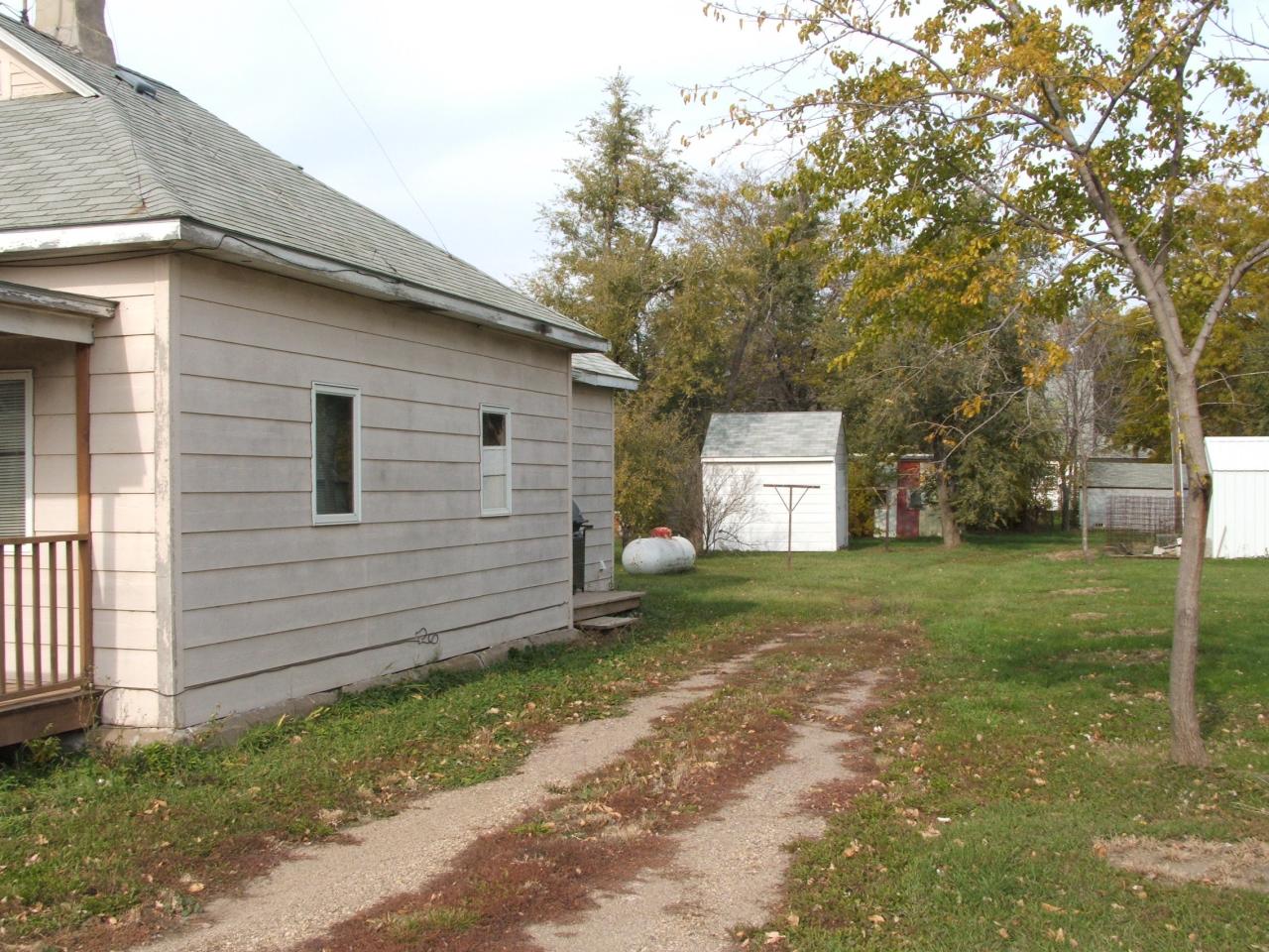 316 E 3rd