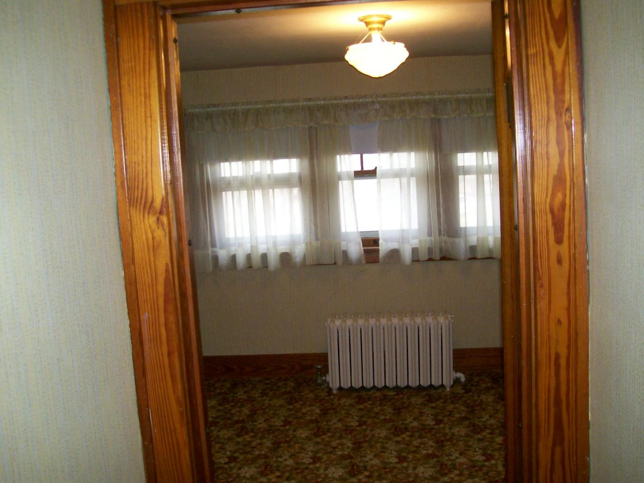 701 N MAIN ST