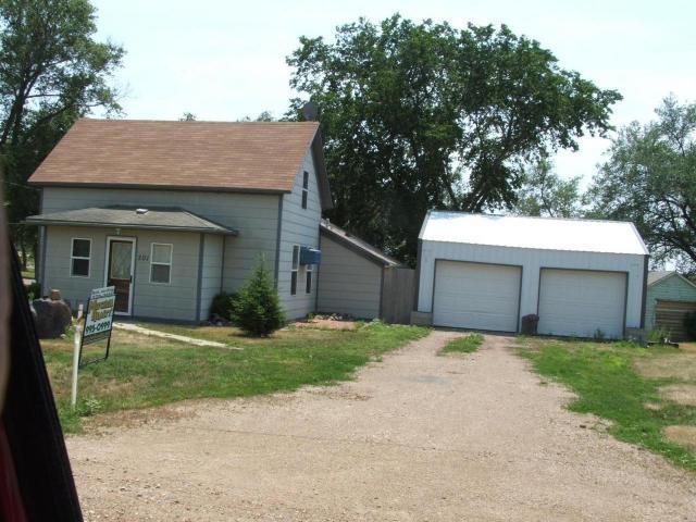 201 W 2ND ST