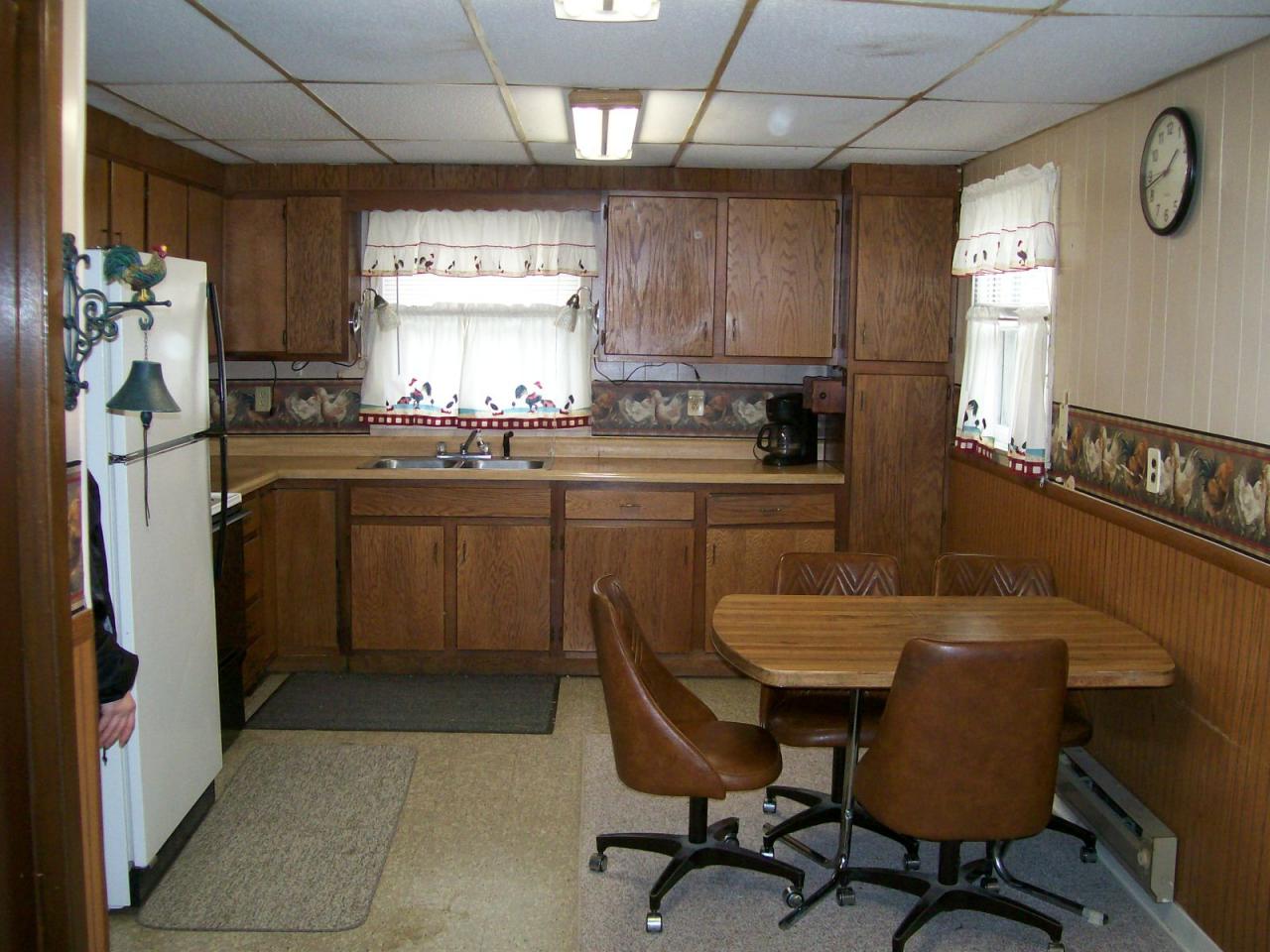 831 POPLAR ST