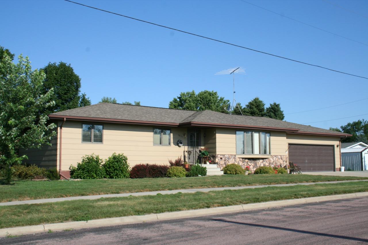 1521 University Blvd