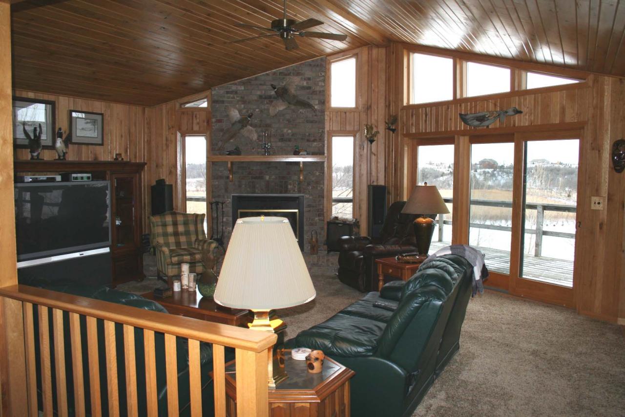 1217 Ridge Road