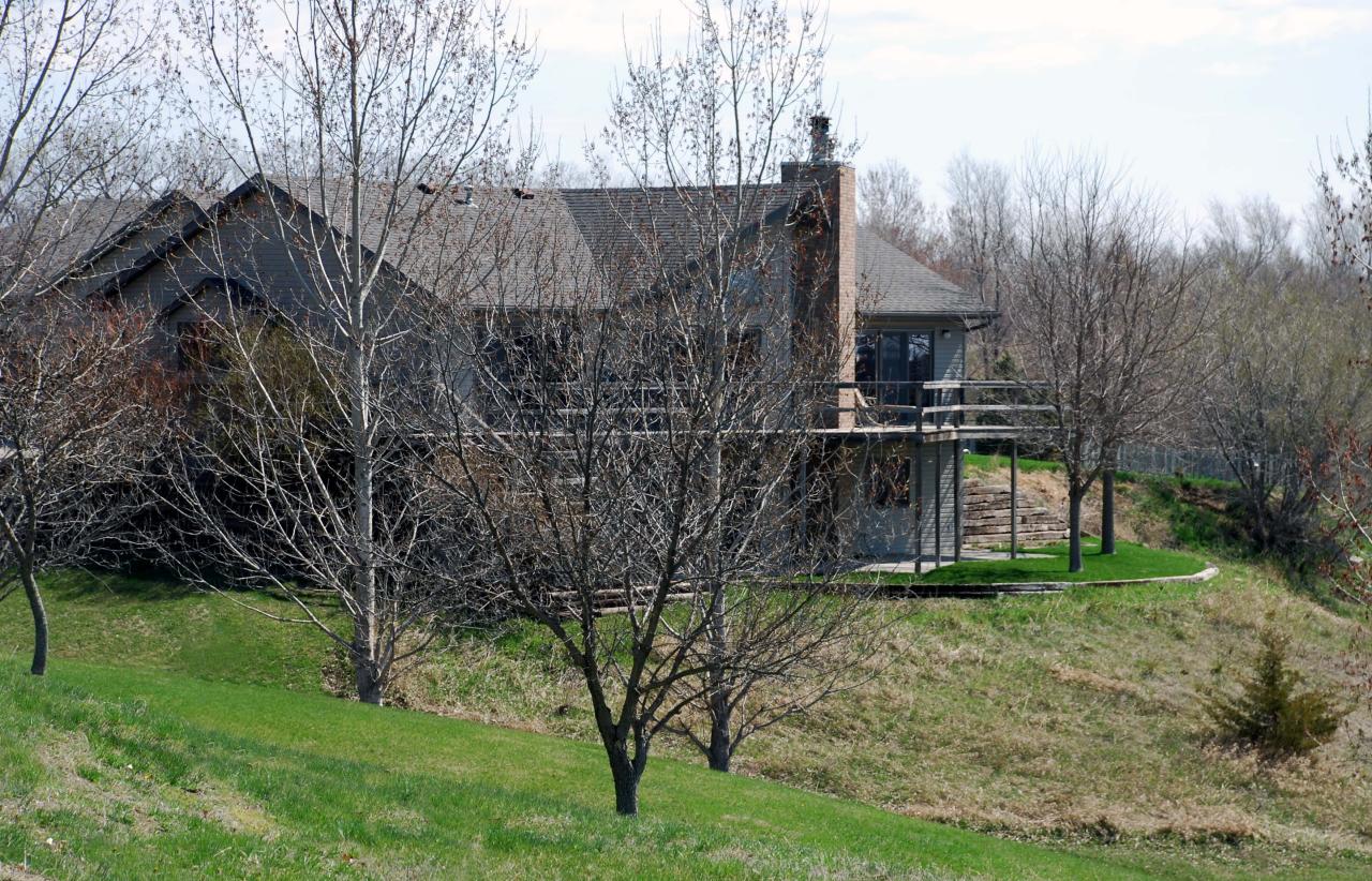1217 Ridge Road