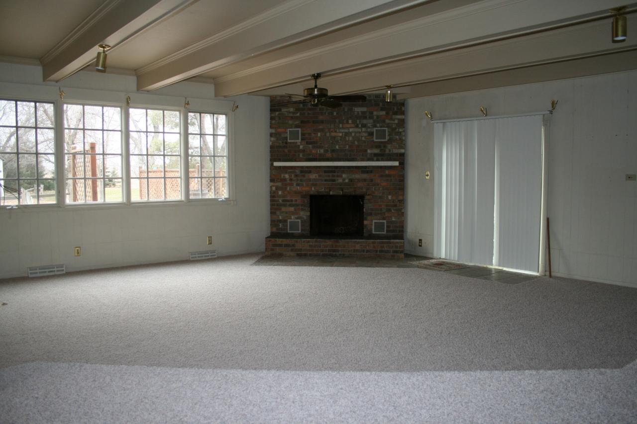 4351 Main