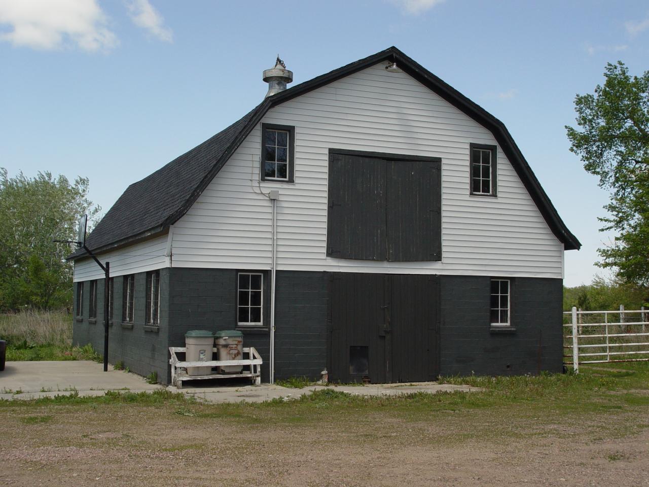 4351 Main