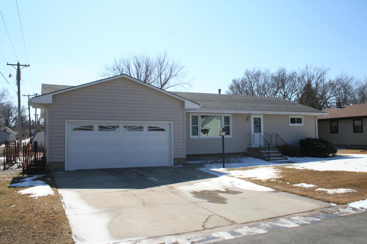 817 Douglas