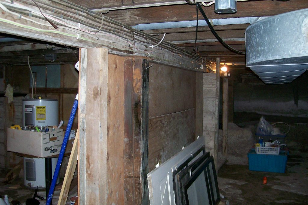 204 N Main St