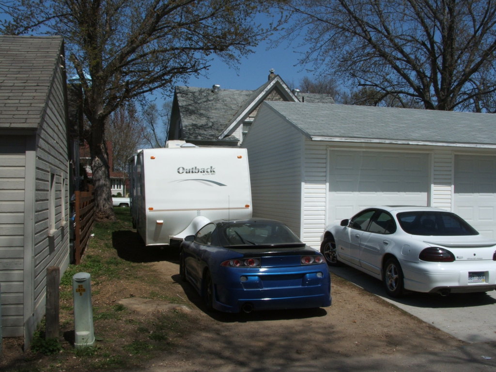 613 E 6th