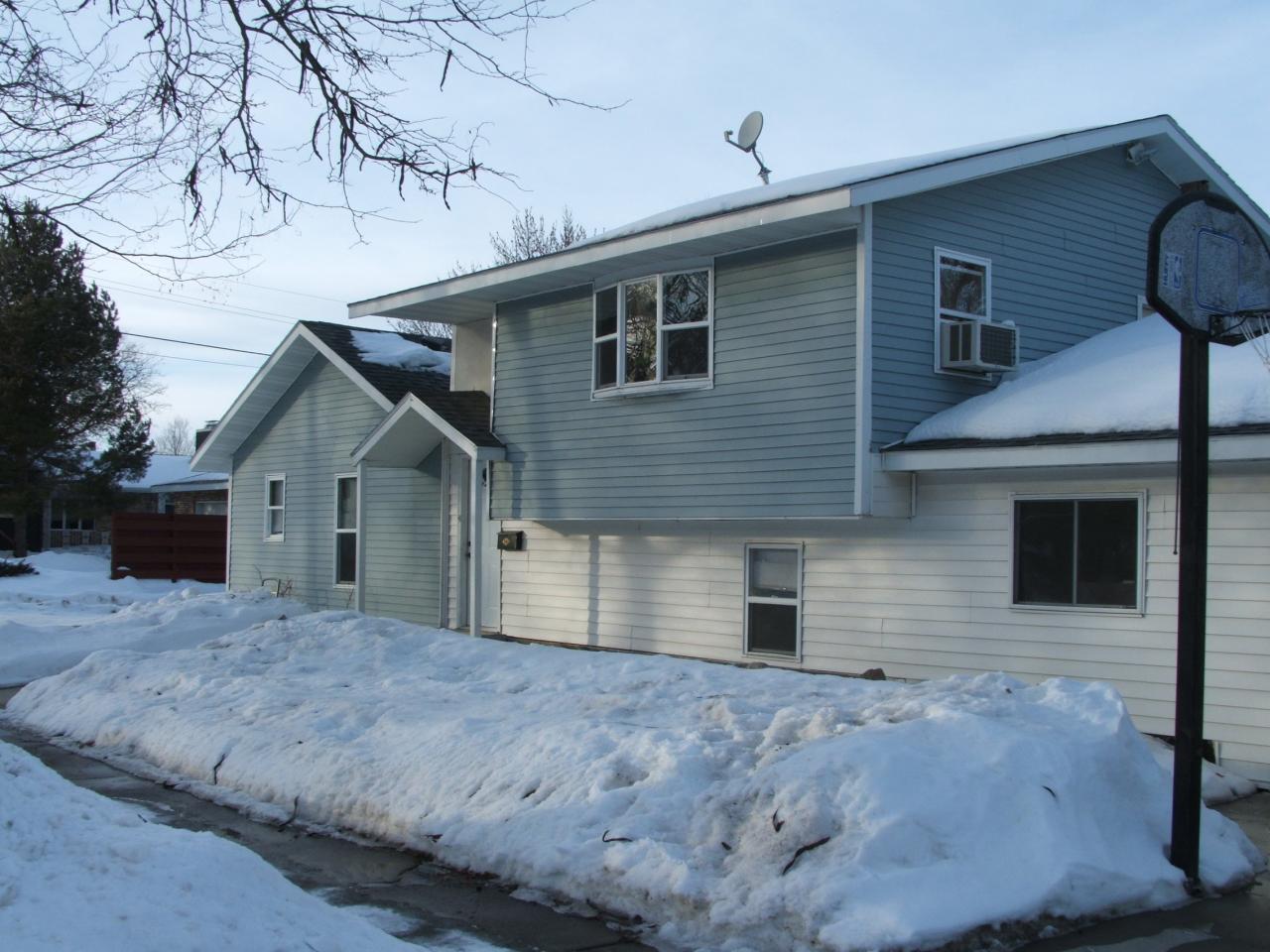 506 W Birch