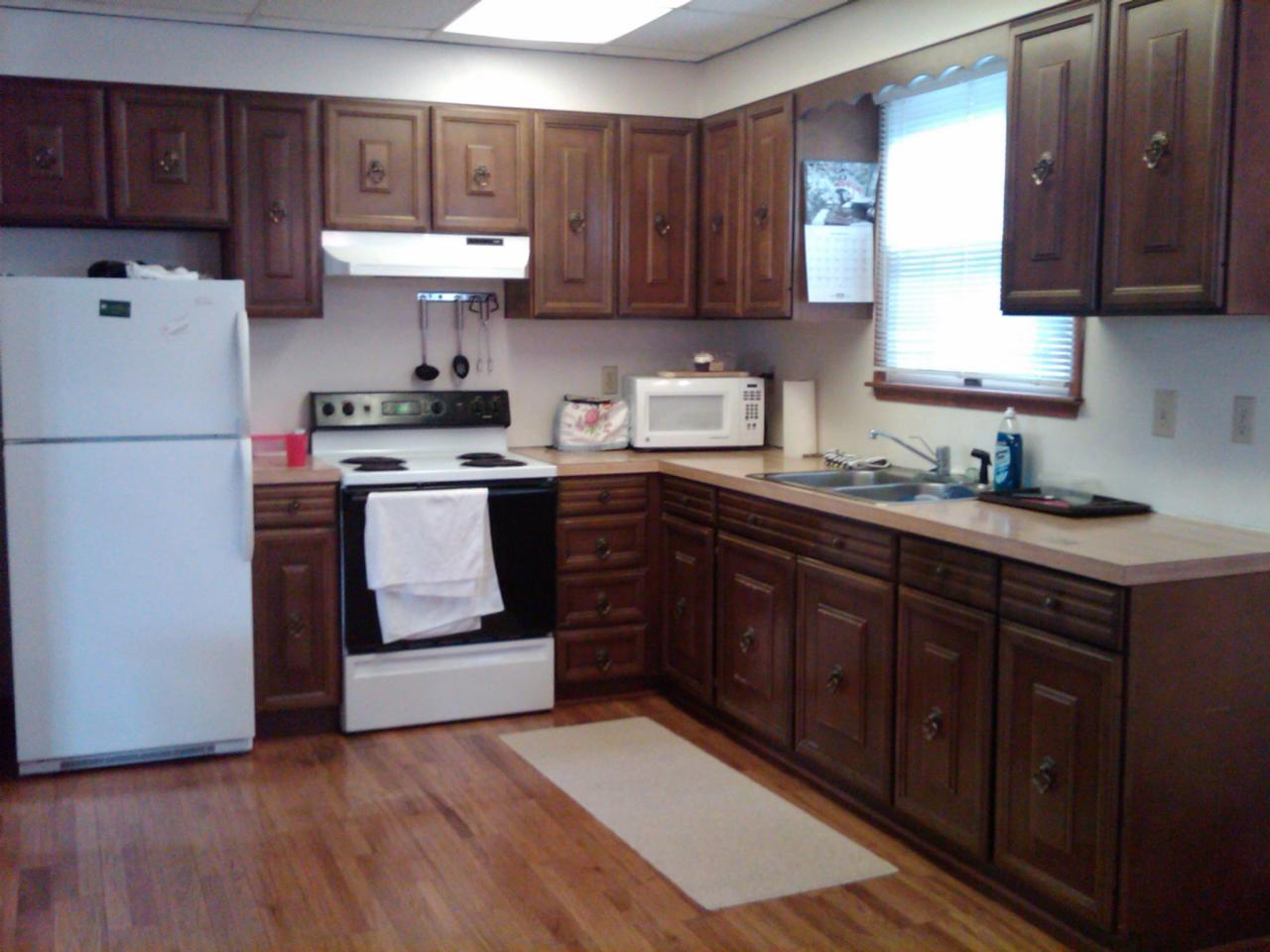115 Lakeview Ln