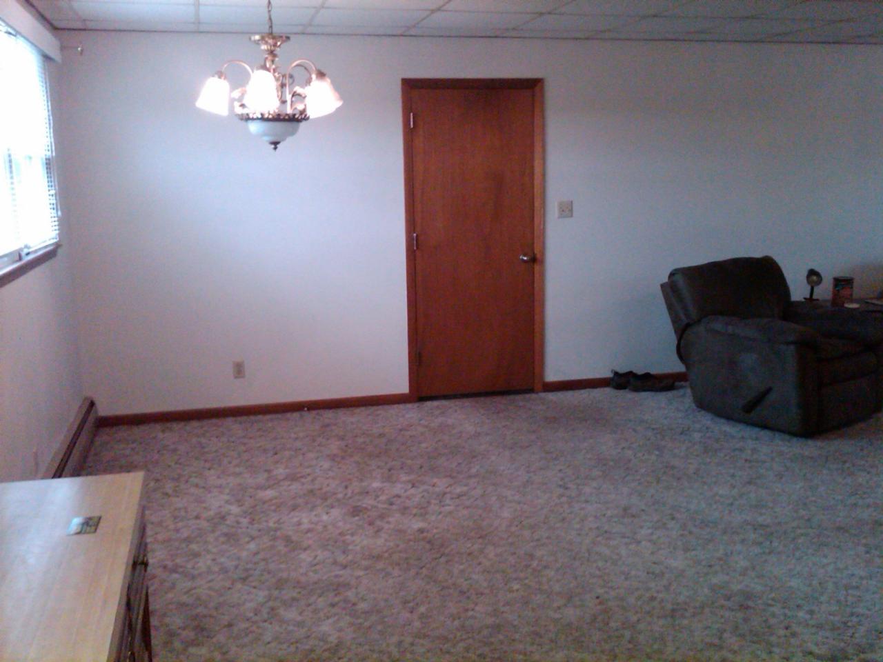 115 Lakeview Ln