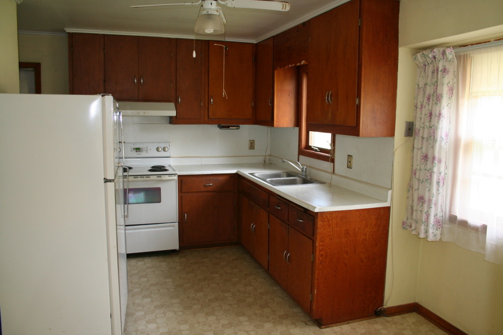 1243 W 3rd Ave