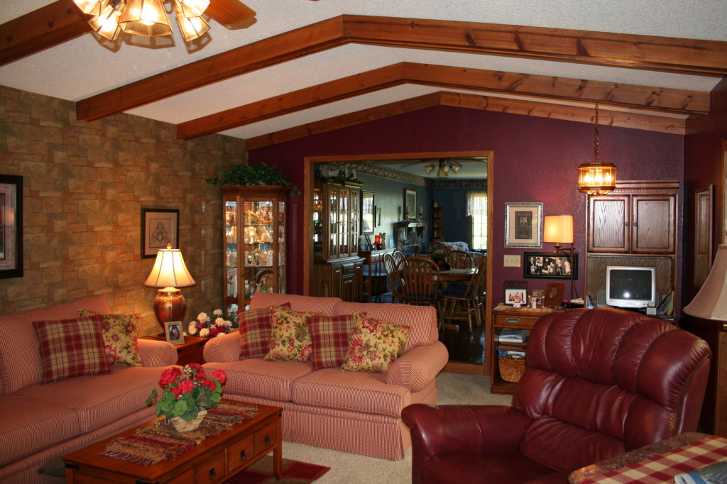1125 CHALKSTONE Dr