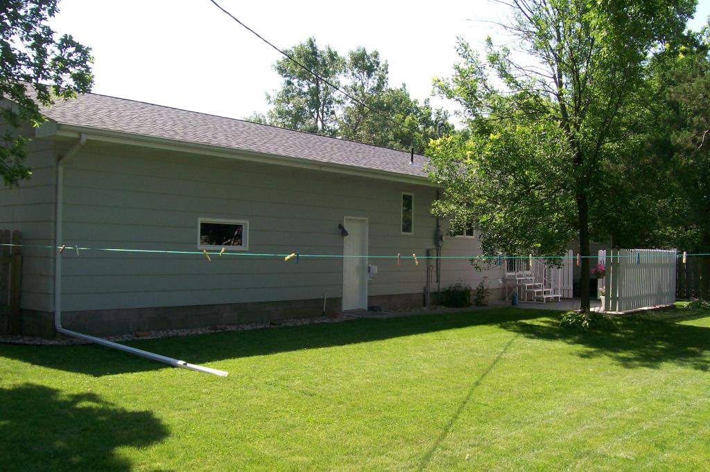 511 WALNUT St