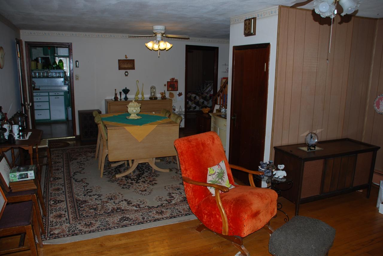 305 E 10TH AVE