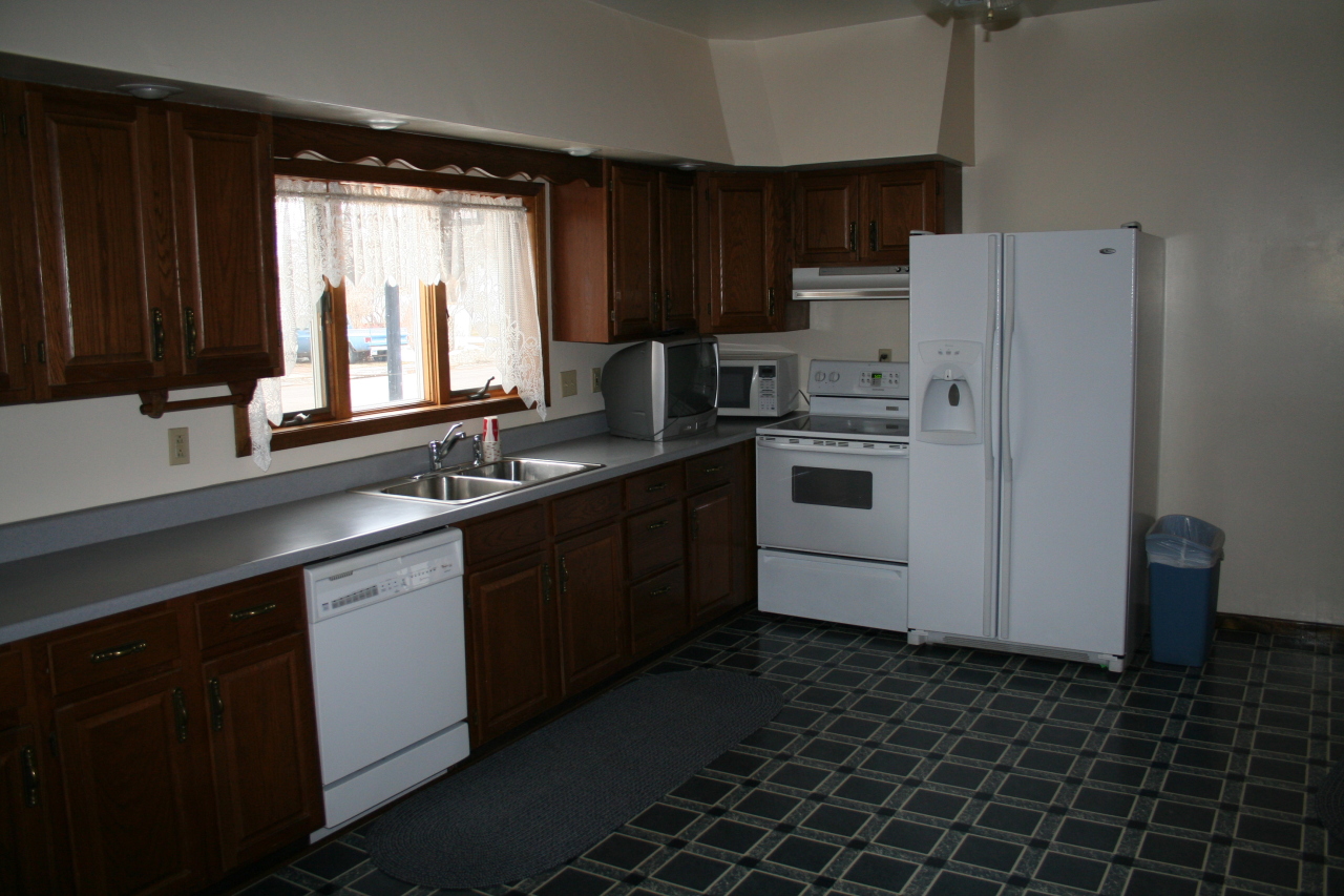 302 E 10TH Ave
