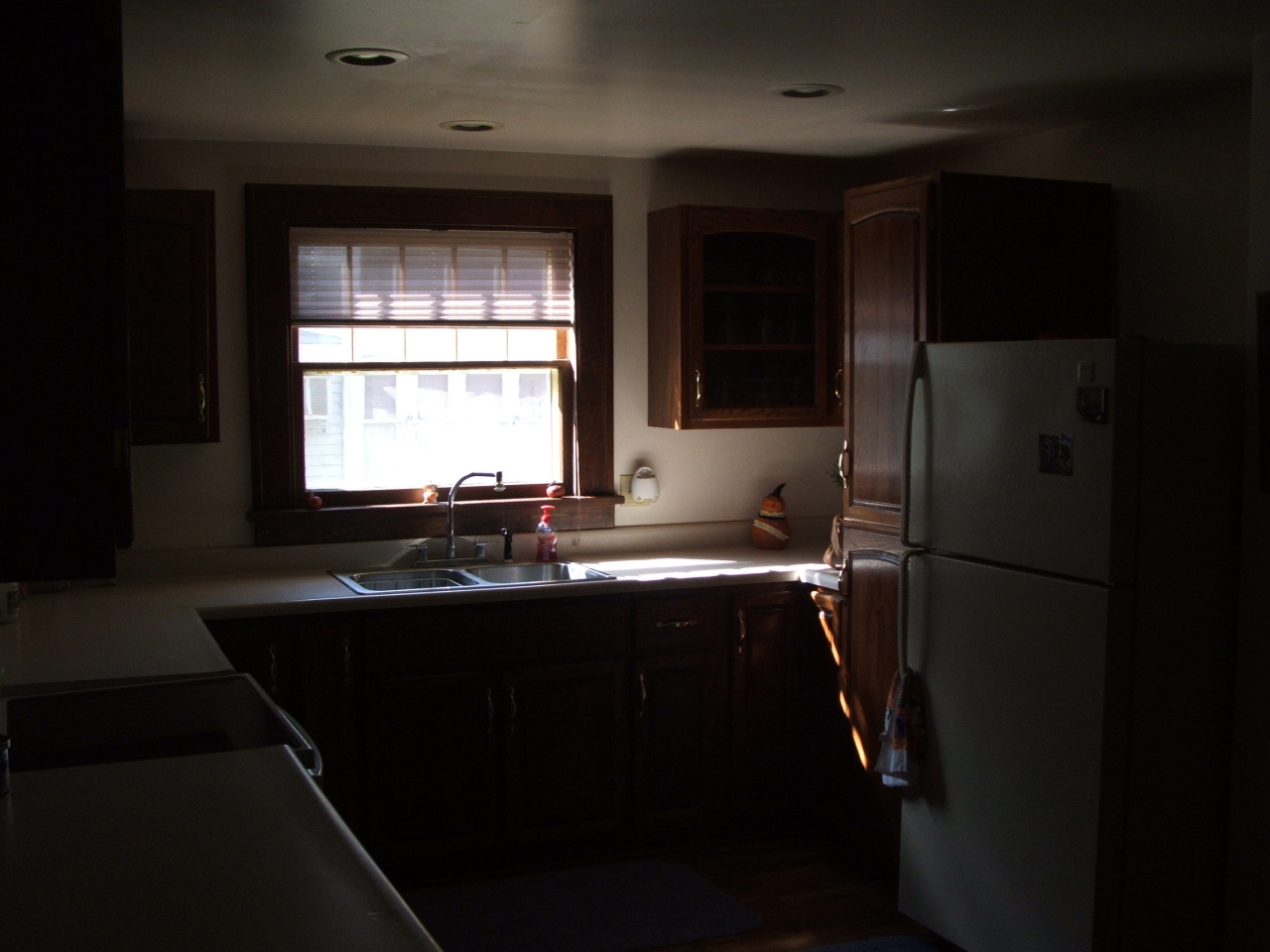106 E WASHINGTON Ave