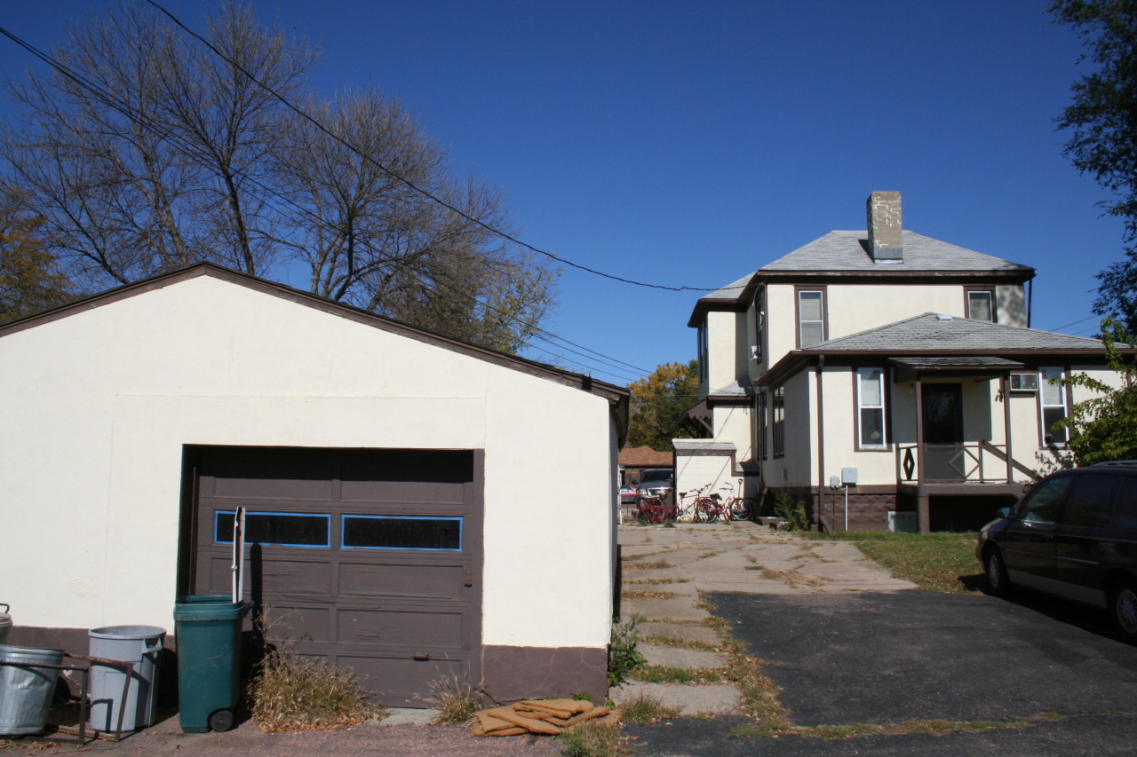 221 E 9th Ave