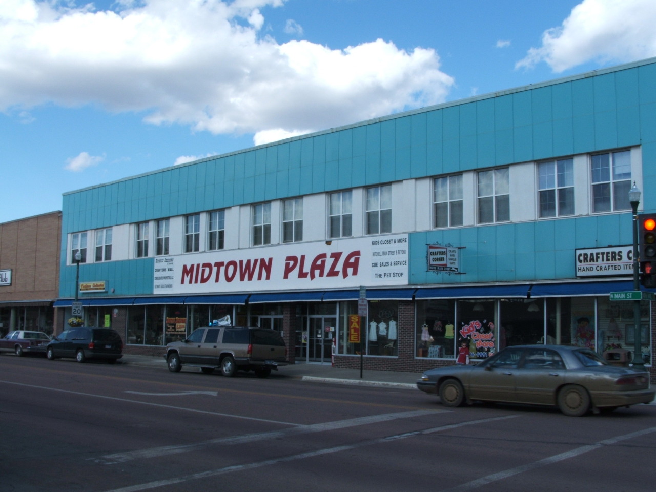 400 N Main