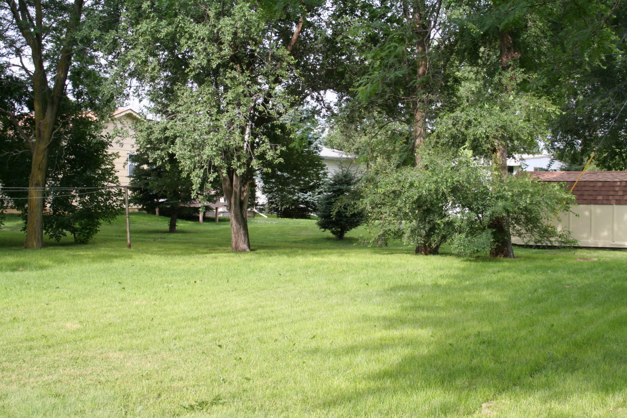 303 S Main