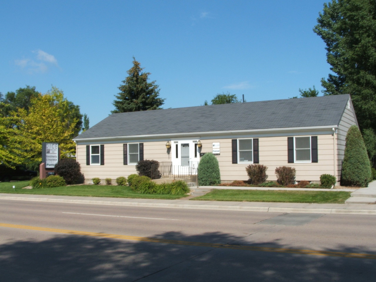1321 N Sanborn