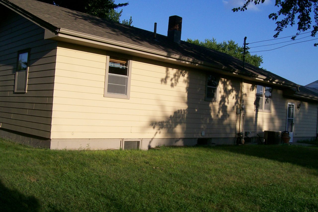 521 Cedar St
