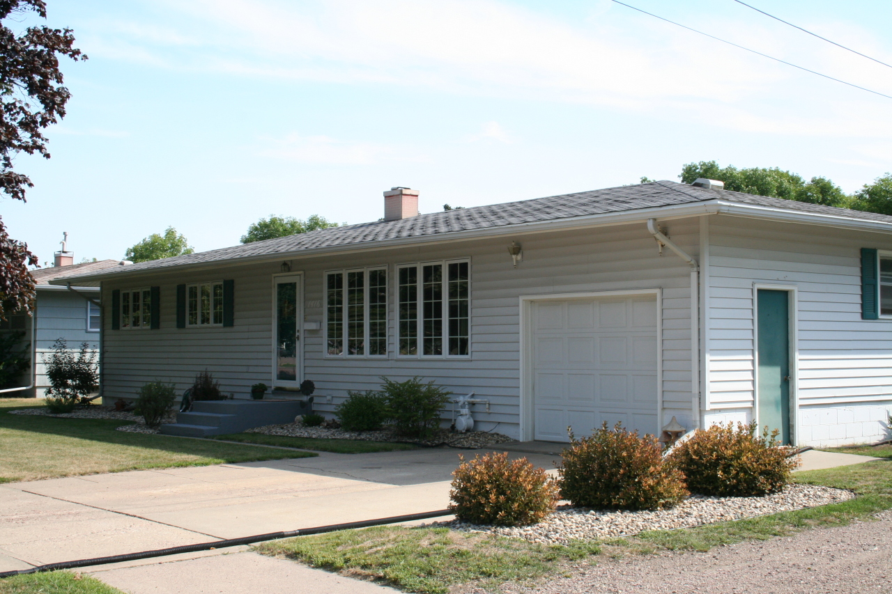 1416 N Duff St