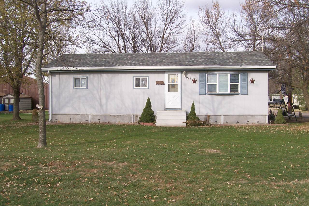212 Railroad Ave