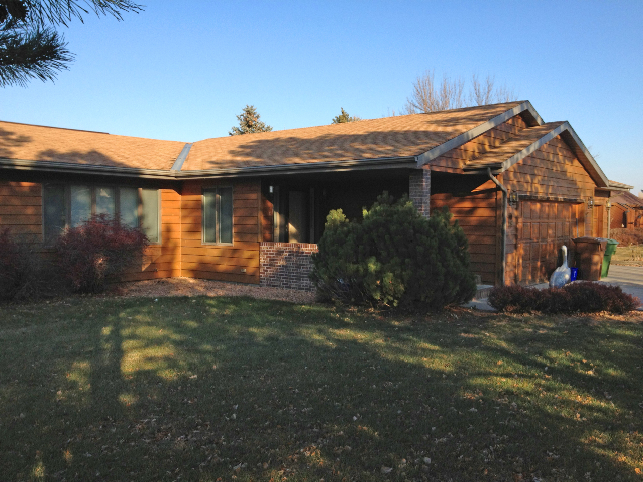 75 S Harmon Dr
