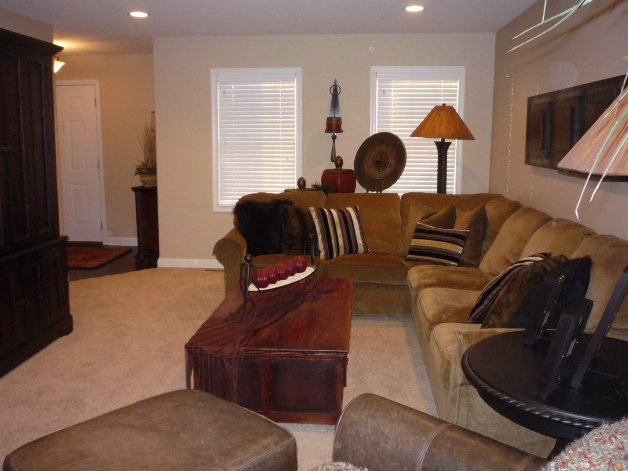 2900 Thunderbird Dr