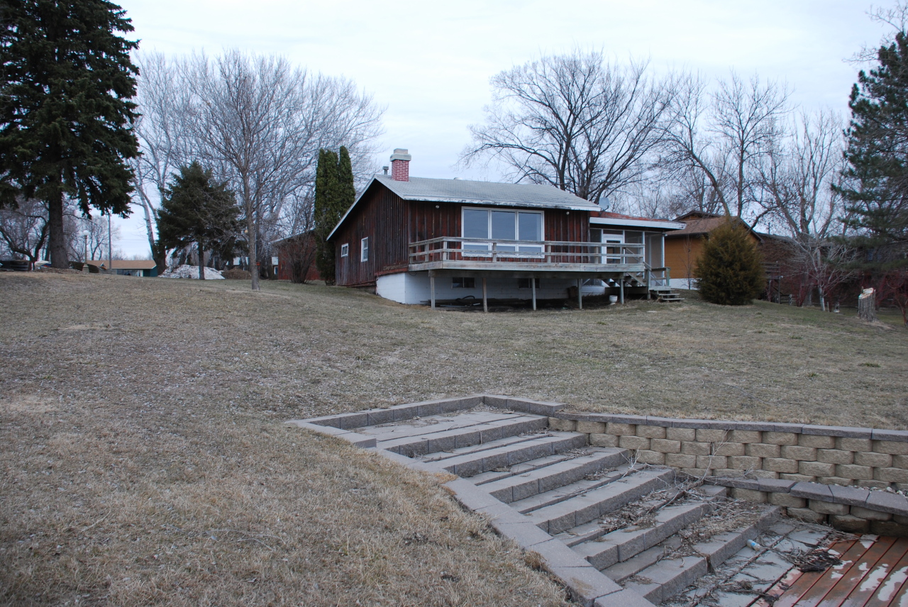169 S Harmon Dr