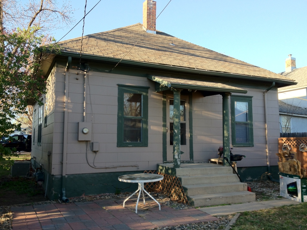 1117 E 3rd Ave