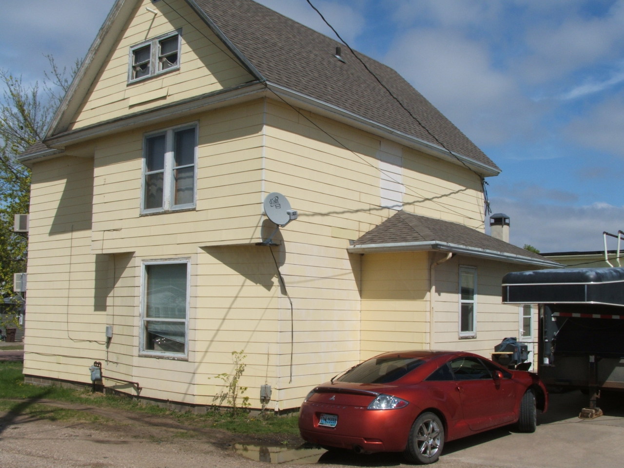 409 W Cedar