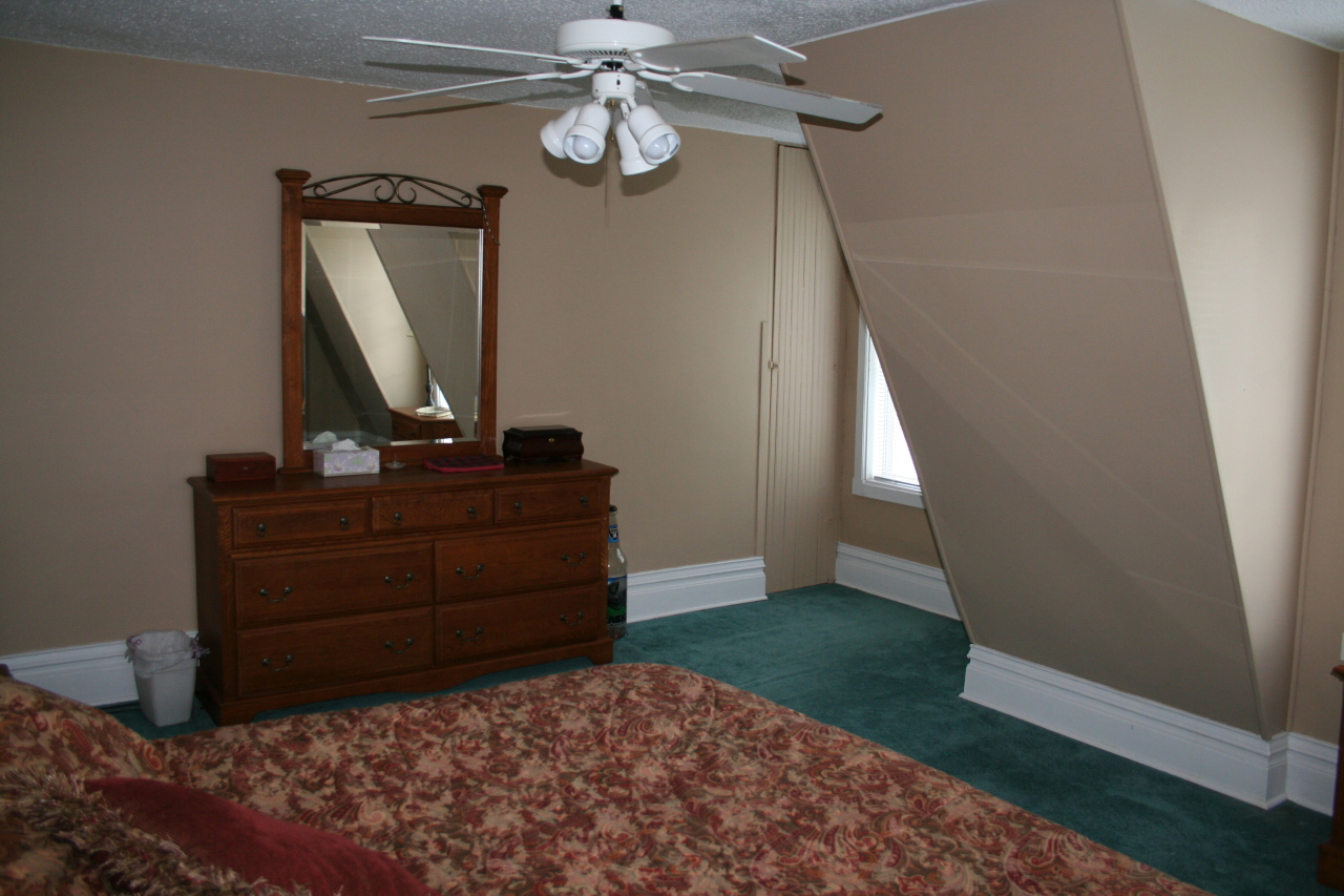 320 McCabe