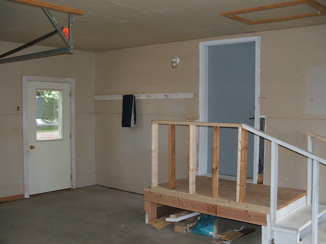 405 N 2nd